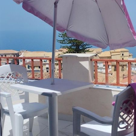 "Lo Studiolo" Apartment Pizzo  Ngoại thất bức ảnh