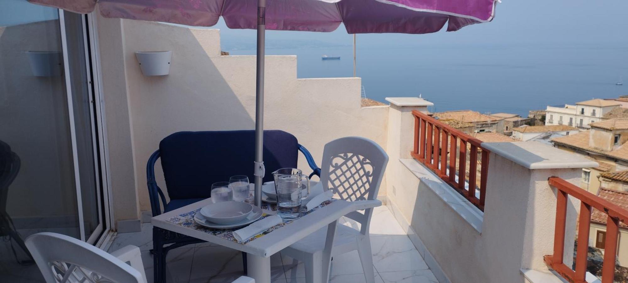 "Lo Studiolo" Apartment Pizzo  Ngoại thất bức ảnh