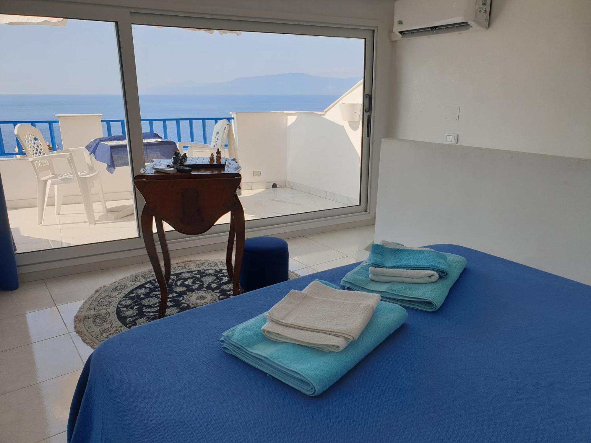 "Lo Studiolo" Apartment Pizzo  Ngoại thất bức ảnh